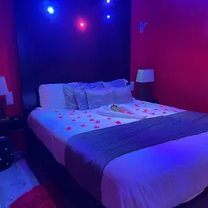 Hotel Logis Centrotel Et Bulles D'allier