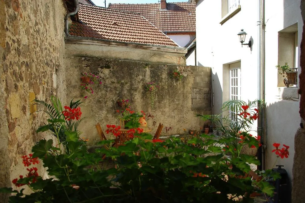 Maison Du Procureur Du Roy Bed and Breakfast Montmarault