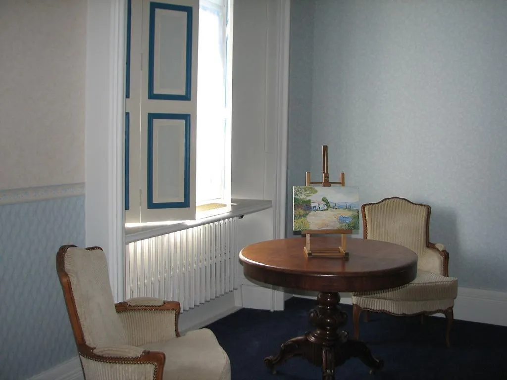 *** Bed & Breakfast Maison Du Procureur Du Roy Bed and Breakfast Montmarault Frankrig