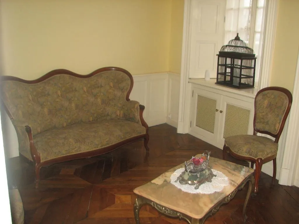 Maison Du Procureur Du Roy Bed and Breakfast Montmarault 3*,  Frankrig